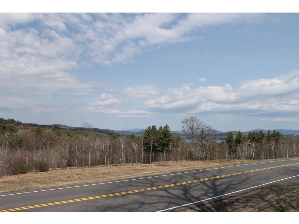 72 Parade Road Meredith, NH 03253 - Photo 3 of 19