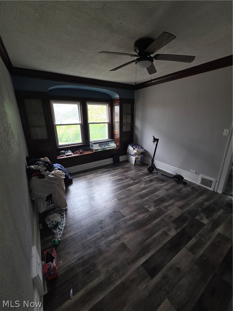 697 Eddy Road Cleveland, OH 44108 - Photo 33 of 50 Gallery Image 33