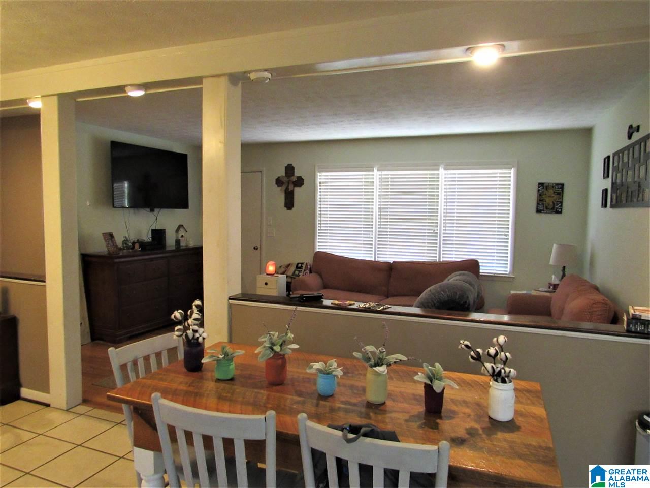4121 Springhill Drive Anniston, AL 36201 - Photo 7 of 22