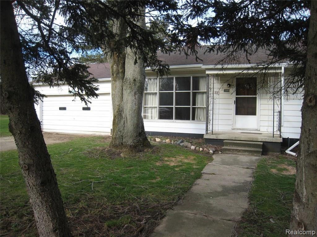 2089 Mitchell Lake Road Attica, MI 48412 - Photo 2 of 23 Front 2.jpg