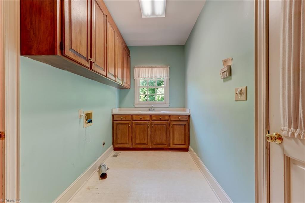1406 Gibbs Road Reidsville, NC 27320 - Photo 19 of 50