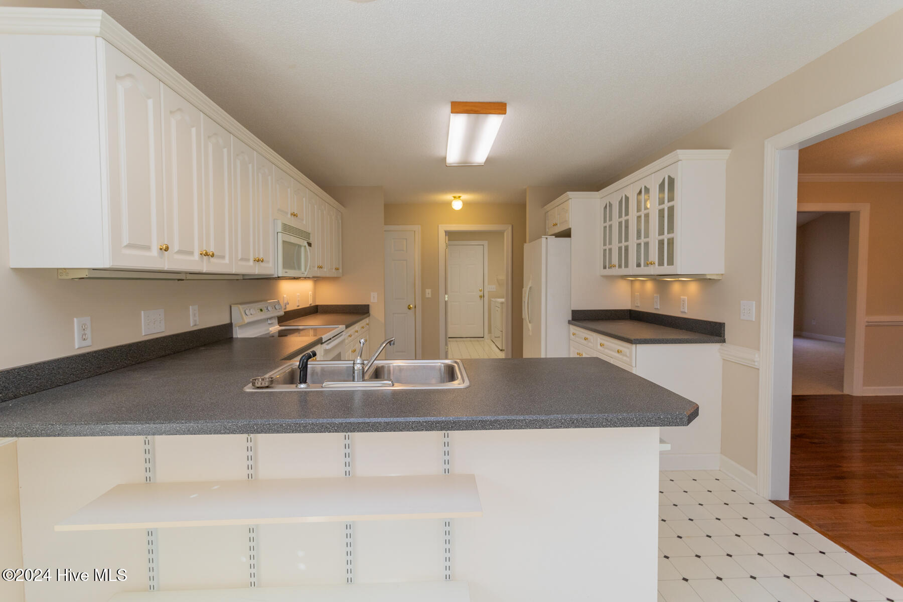 108 Vanore Road West End, NC 27376 - Photo 9 of 33 kitchen1