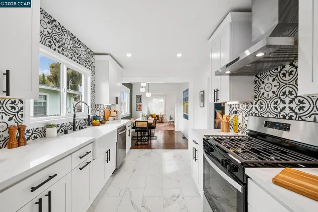 $449,999 | 1128 60th Avenue, Oakland, CA 94621