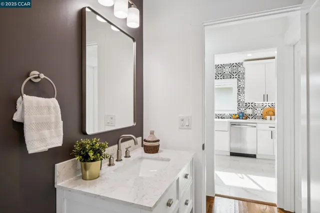 $449,999 | 1128 60th Avenue, Oakland, CA 94621