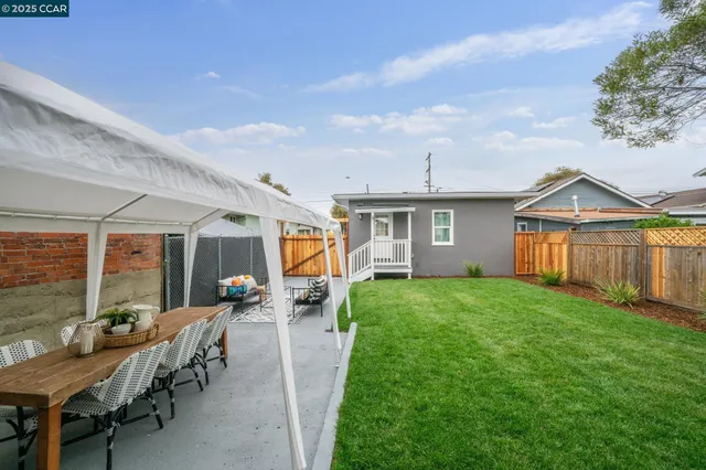 $449,999 | 1128 60th Avenue, Oakland, CA 94621