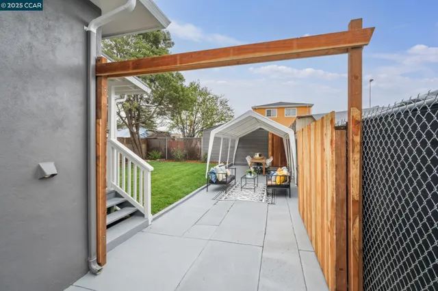 $449,999 | 1128 60th Avenue, Oakland, CA 94621