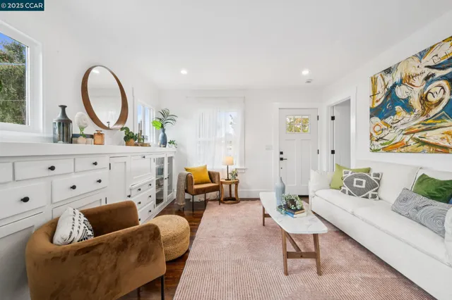 $449,999 | 1128 60th Avenue, Oakland, CA 94621