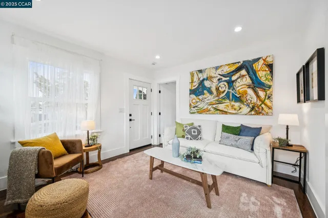 $449,999 | 1128 60th Avenue, Oakland, CA 94621