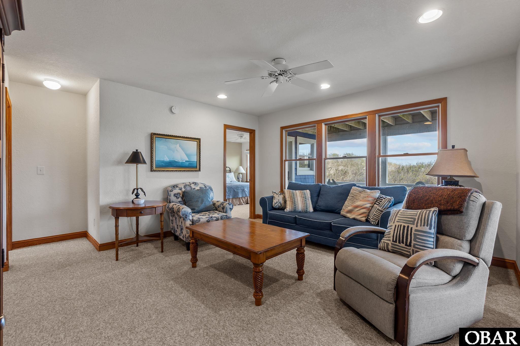 601 Wave Arch Corolla, NC 27927 - Photo 19 of 47 Living Room