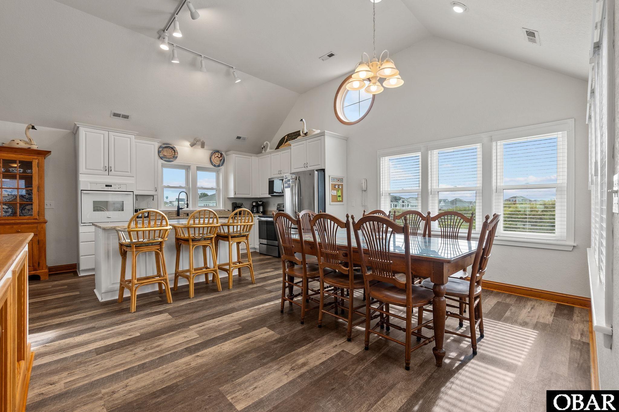 601 Wave Arch Corolla, NC 27927 - Photo 27 of 47 Dining Room