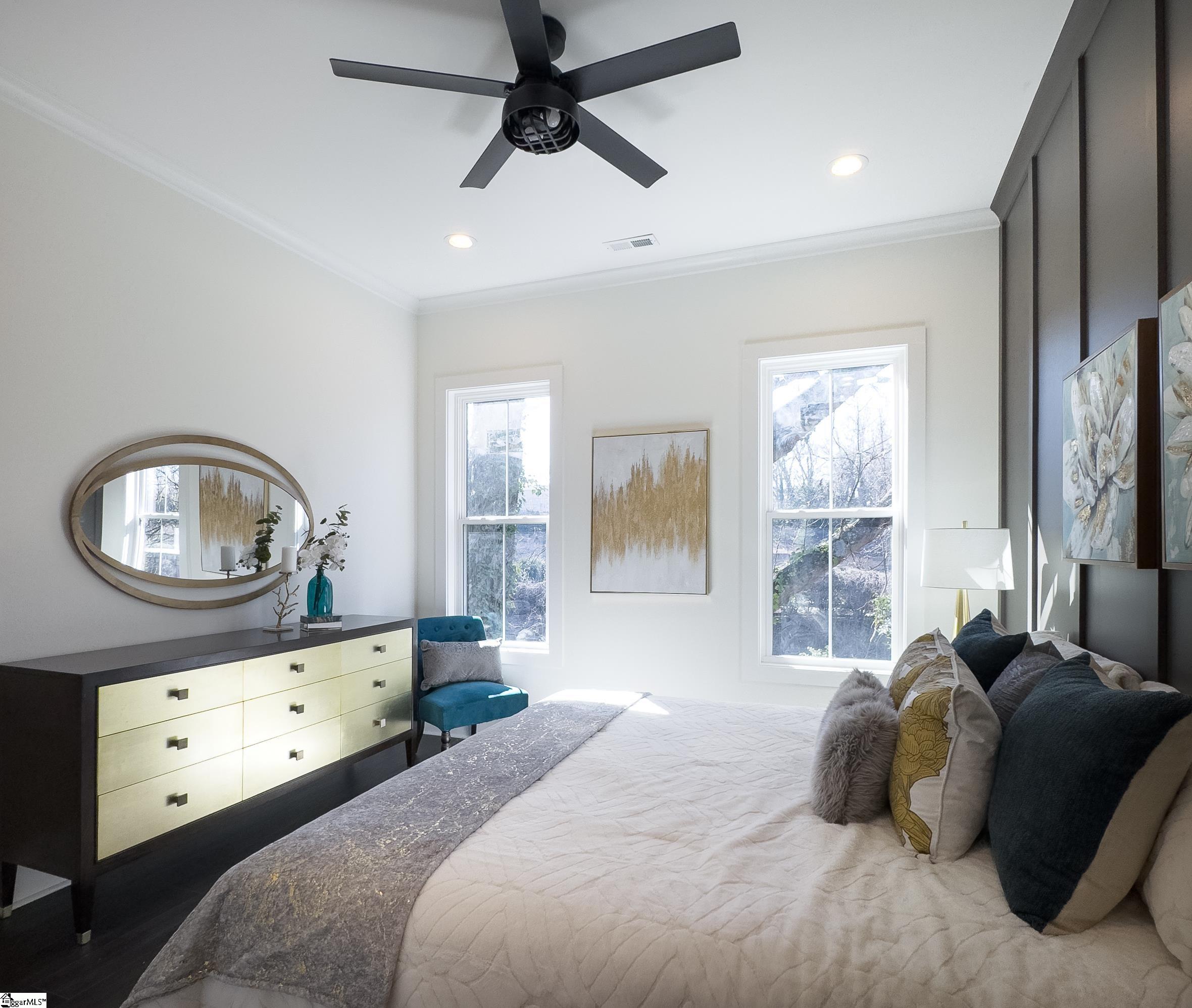 32 Lowndes Hill Road Greenville, SC 29607 - Photo 18 of 36