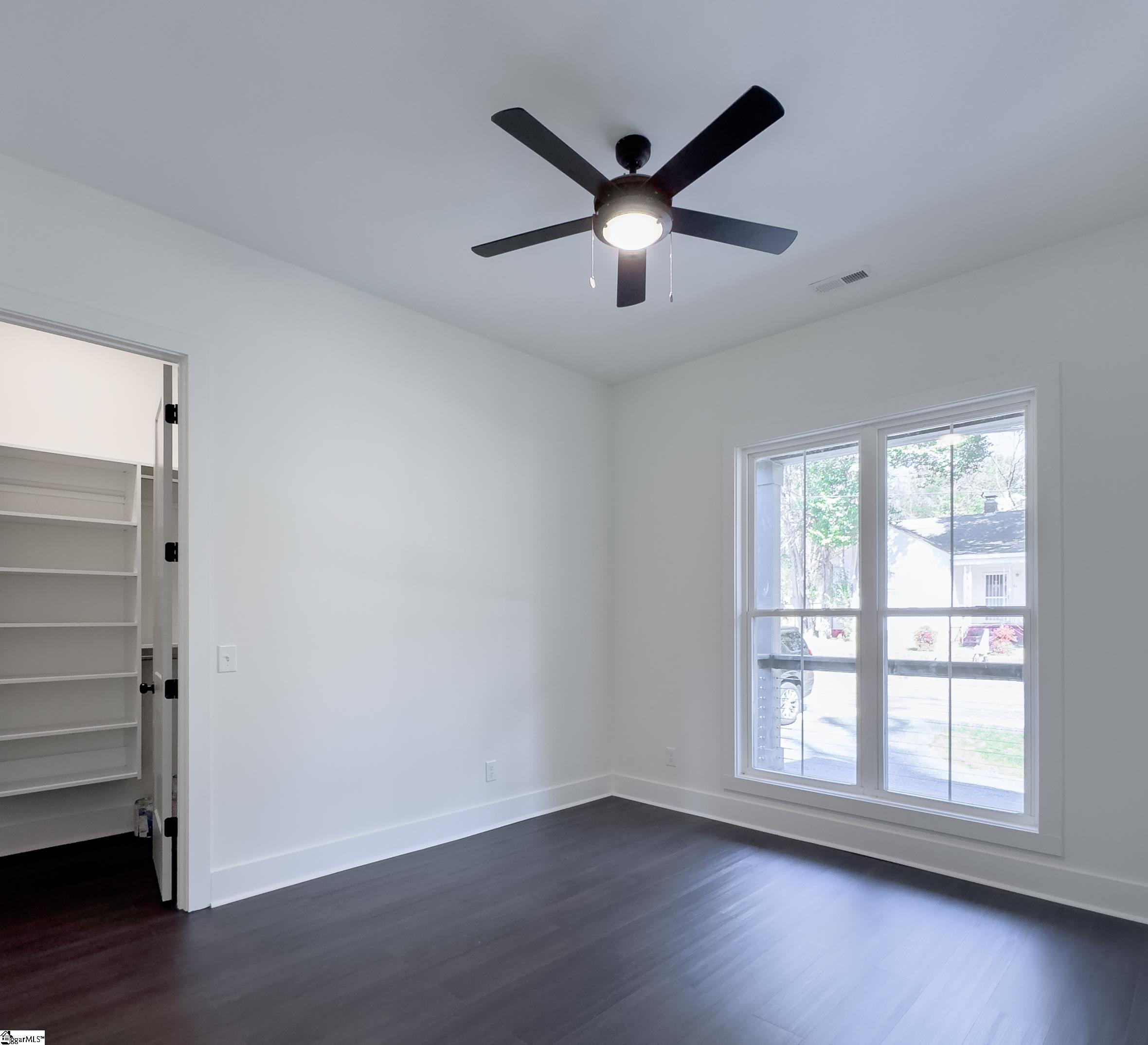 32 Lowndes Hill Road Greenville, SC 29607 - Photo 23 of 36