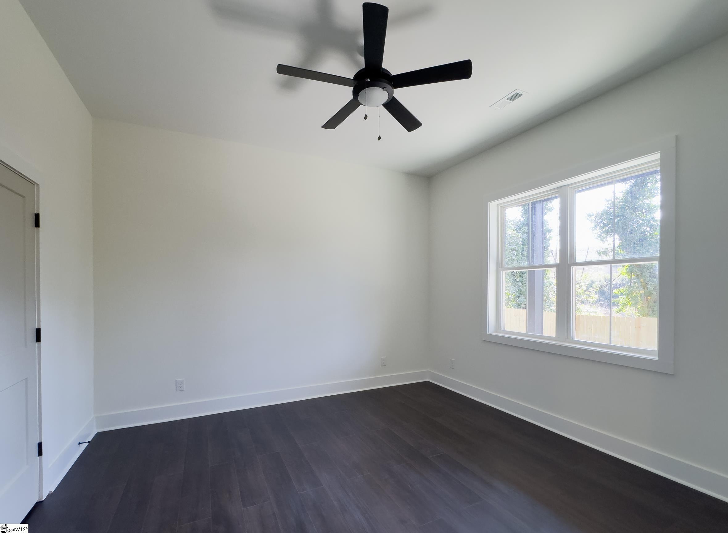 32 Lowndes Hill Road Greenville, SC 29607 - Photo 31 of 36