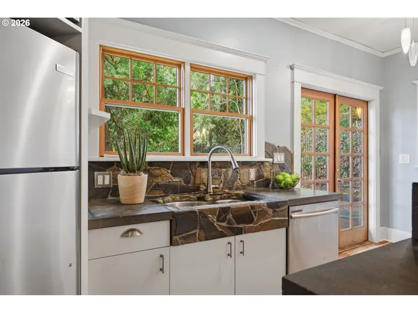 $650,000 | 9889 Northwest Hoge Avenue, Portland, OR 97231