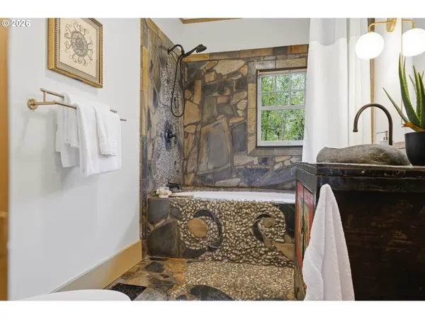 $650,000 | 9889 Northwest Hoge Avenue, Portland, OR 97231