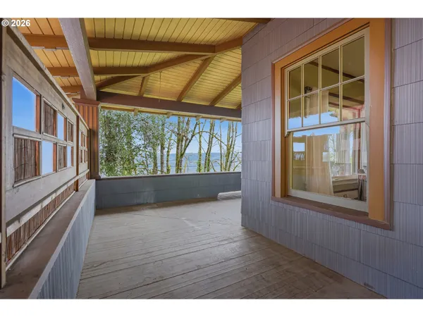 $650,000 | 9889 Northwest Hoge Avenue, Portland, OR 97231