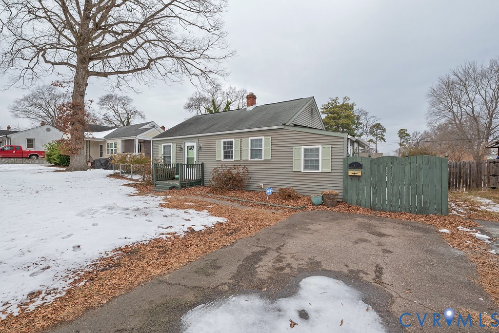 2914 Overton Road Henrico, VA 23228 - Photo 5 of 45