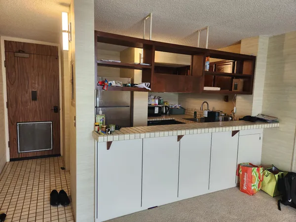 $285,000 | 101 Hilo Lagoon Centre, Unit 519, Hilo, HI 96720