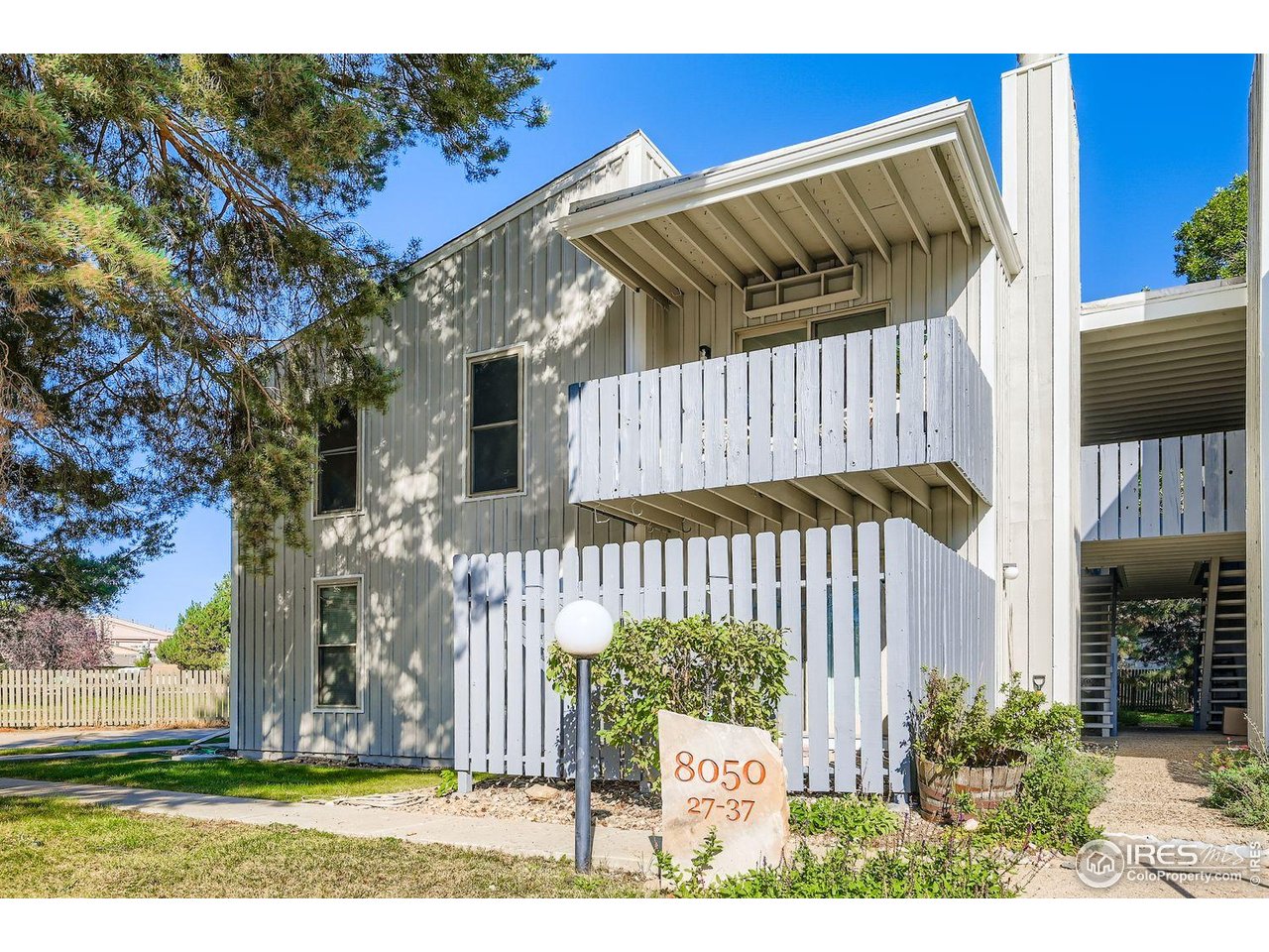 Updated 2 bedroom in Central Niwot