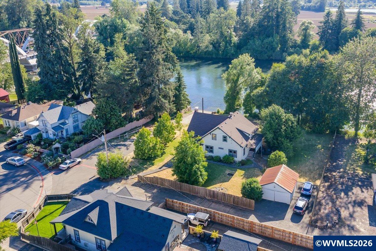 173 Ferry Street Jefferson, OR 97352 - Photo 2 of 50