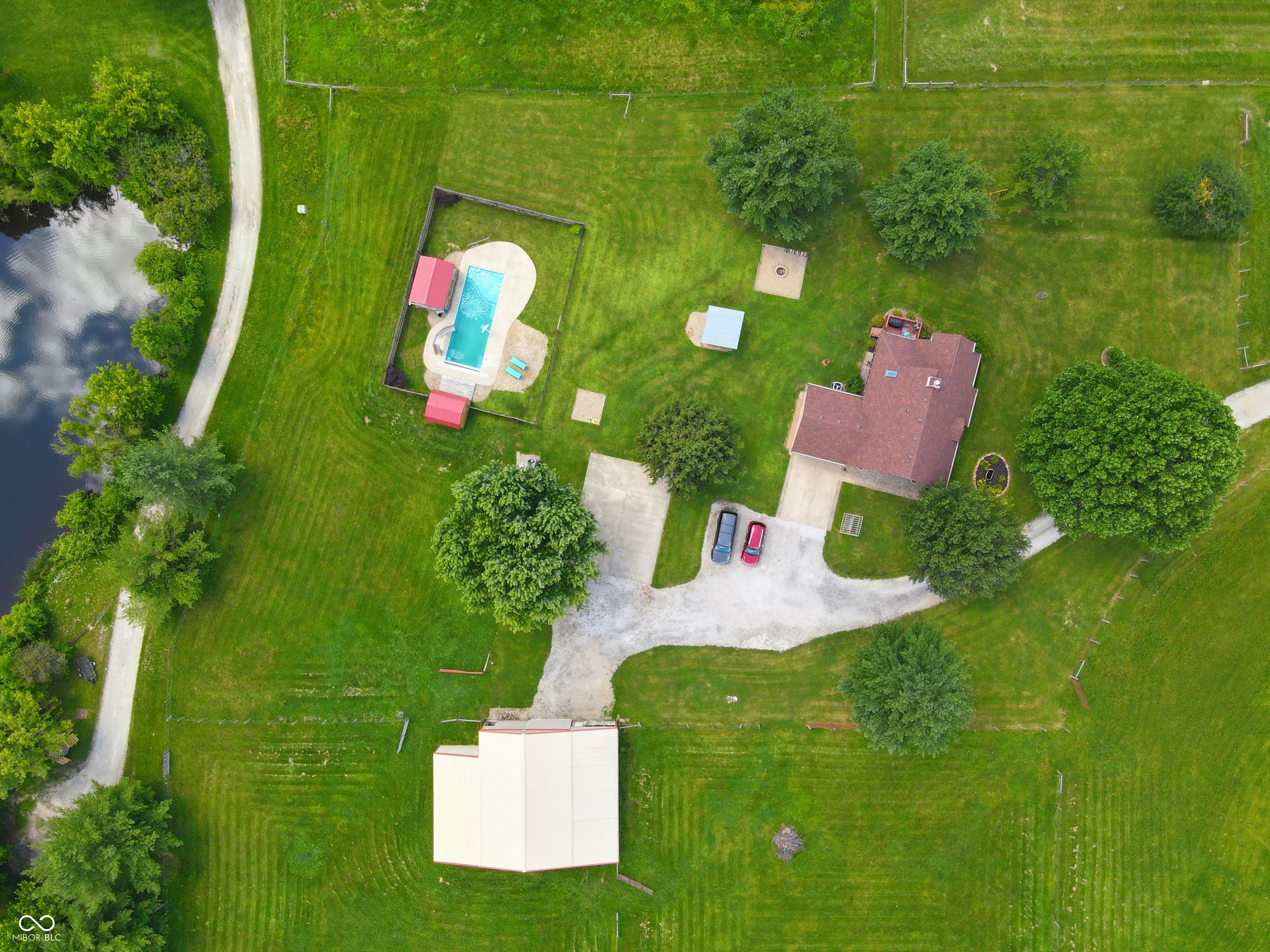 5015 Maple Grove Road Martinsville, IN 46151 - Photo 3 of 49