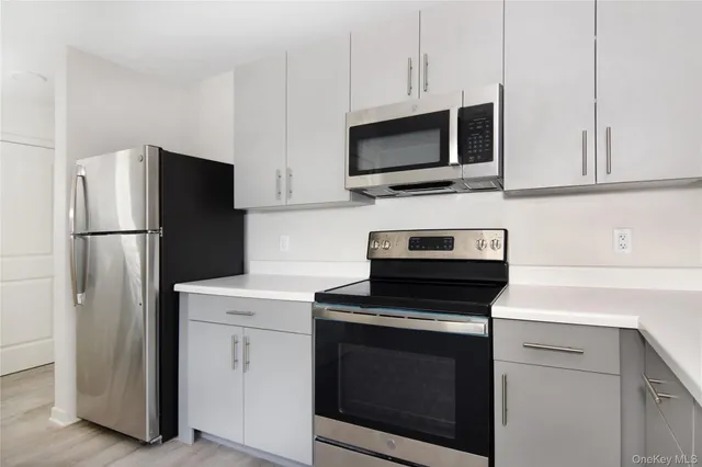 $1,995 | 56 Prospect Street, Unit 421, Yonkers, NY 10701