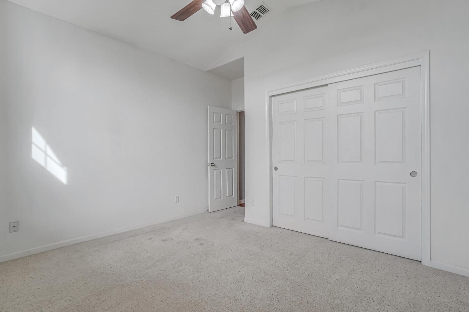 3062 North Filbert Avenue Fresno, CA 93727 - Photo 13 of 41 a view of an empty room