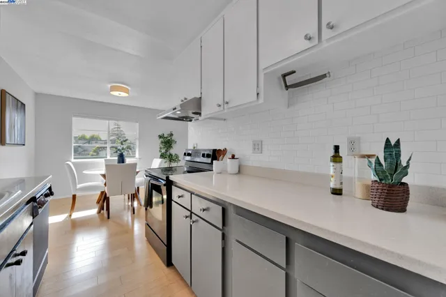 $648,000 | 415 Cornell Avenue, Unit 304, Albany, CA 94706