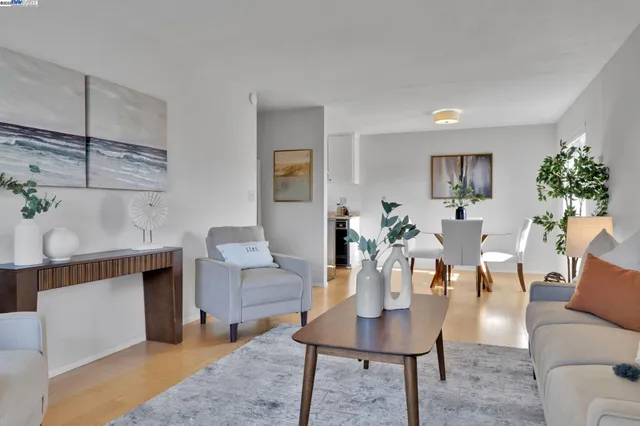 $648,000 | 415 Cornell Avenue, Unit 304, Albany, CA 94706