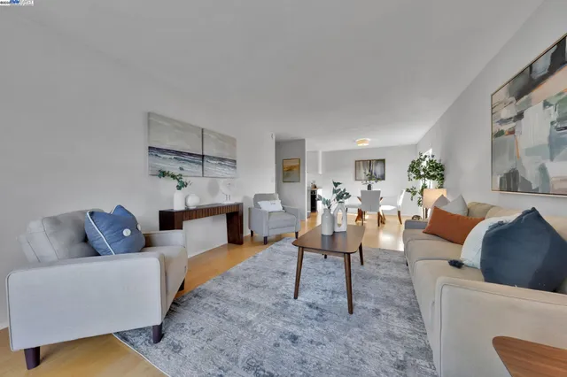 $648,000 | 415 Cornell Avenue, Unit 304, Albany, CA 94706