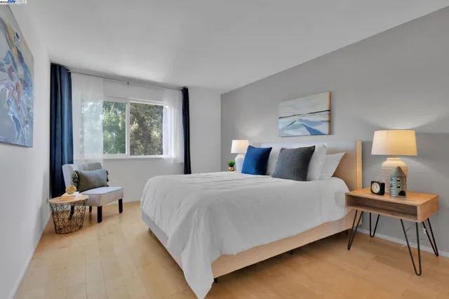 $648,000 | 415 Cornell Avenue, Unit 304, Albany, CA 94706