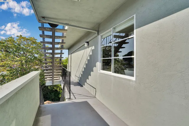 $648,000 | 415 Cornell Avenue, Unit 304, Albany, CA 94706