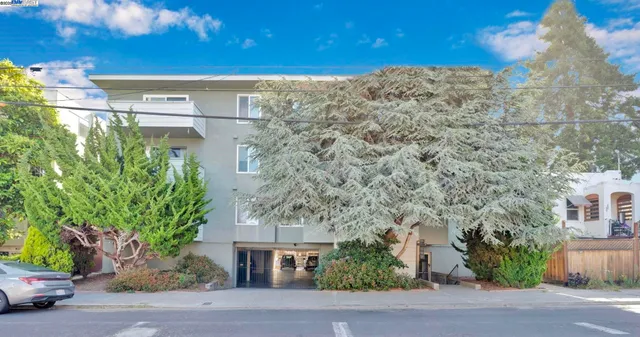 $648,000 | 415 Cornell Avenue, Unit 304, Albany, CA 94706