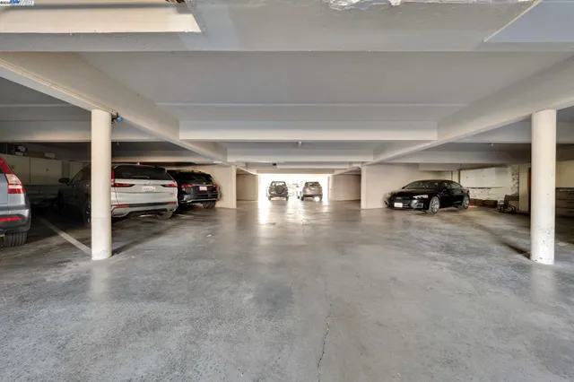 $648,000 | 415 Cornell Avenue, Unit 304, Albany, CA 94706