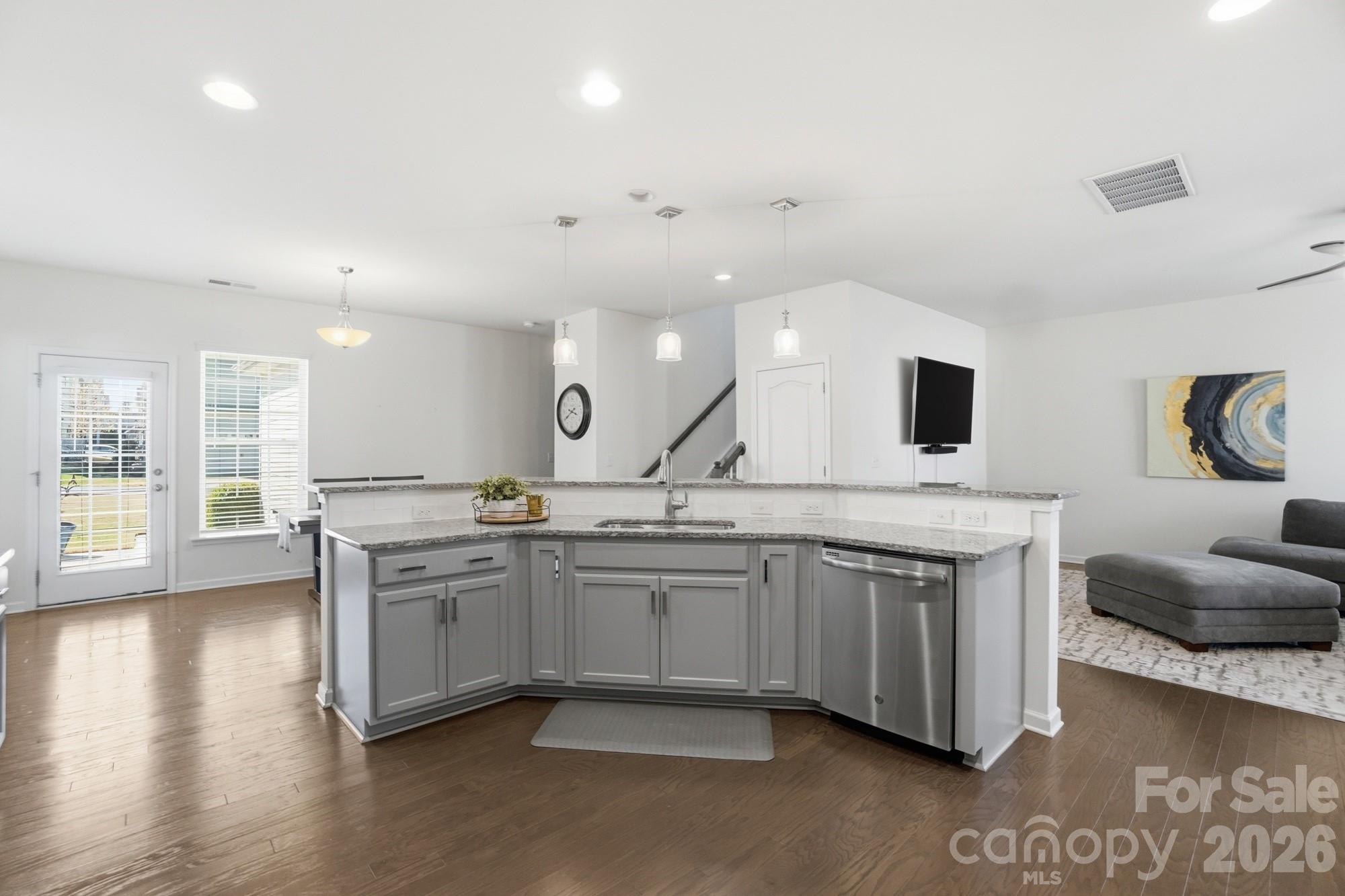6078 Cloverdale Drive Tega Cay, SC 29708 - Photo 8 of 28