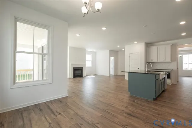 an empty room with an entryway