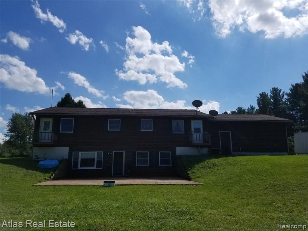 5688 Hegel Road Goodrich, MI 48438 - Photo 3 of 17