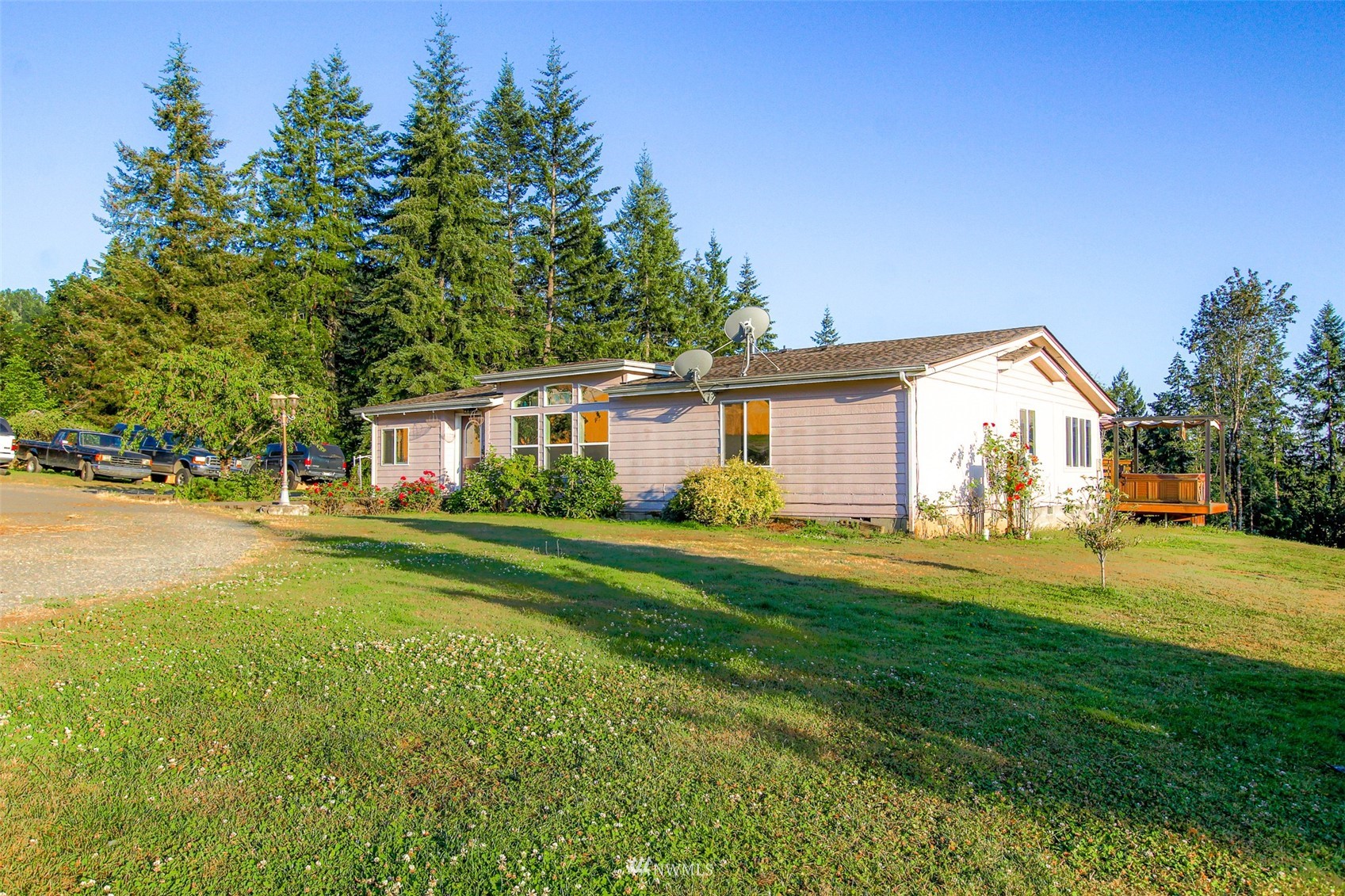 923 Holcomb Road Kelso, WA 98626 - Photo 4 of 40 Gallery Image 4