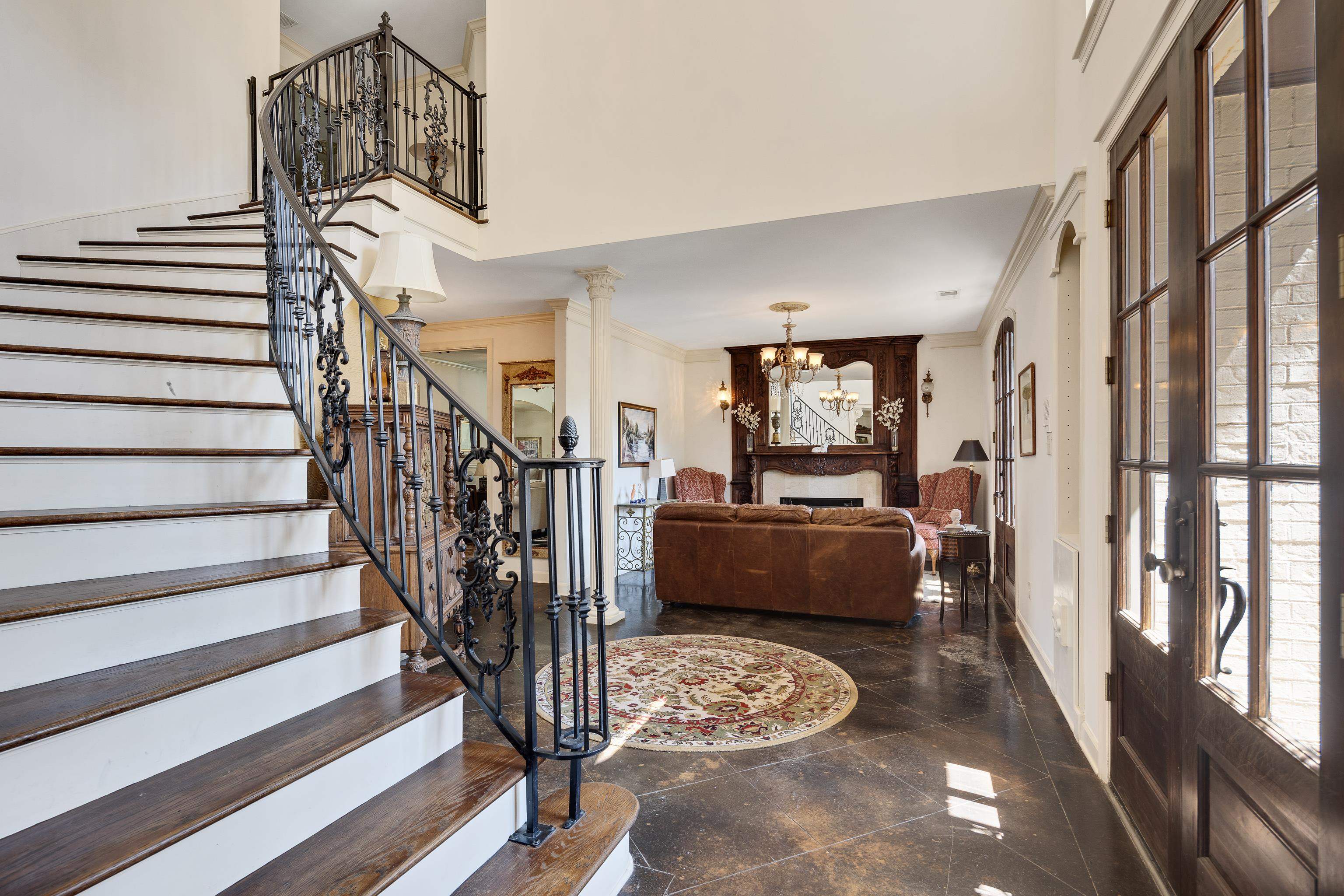 210 Ivy Grove Lane Collierville, TN 38017 - Photo 6 of 40 a view of entryway livingroom and hall