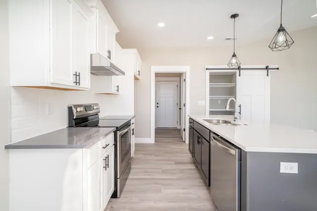 $248,000 | 1261 East Pk Gln Court, Clearwater, KS 67026