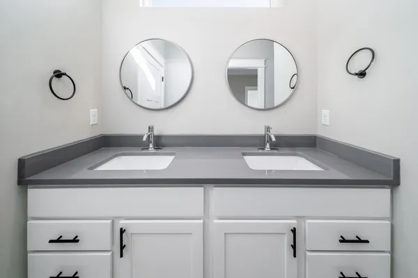 $248,000 | 1261 East Pk Gln Court, Clearwater, KS 67026