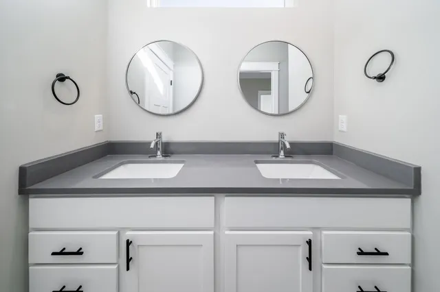 $248,000 | 1261 East Pk Gln Court, Clearwater, KS 67026