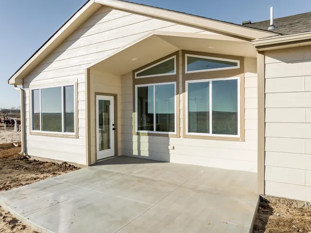 $248,000 | 1261 East Pk Gln Court, Clearwater, KS 67026