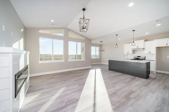 $248,000 | 1261 East Pk Gln Court, Clearwater, KS 67026