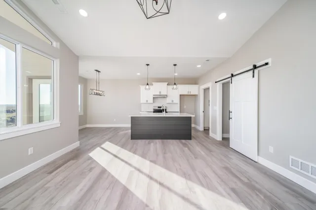 $248,000 | 1261 East Pk Gln Court, Clearwater, KS 67026