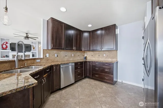 $470,000 | 6304 Turf Paradise Drive, Pasco, WA 99301