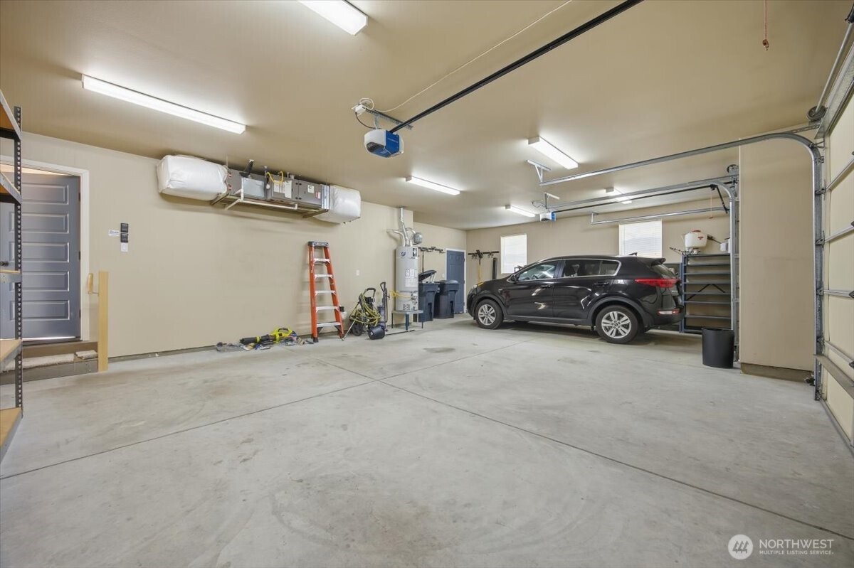6304 Turf Paradise Drive Pasco, WA 99301 - Photo 5 of 40 a view of parking and utility room