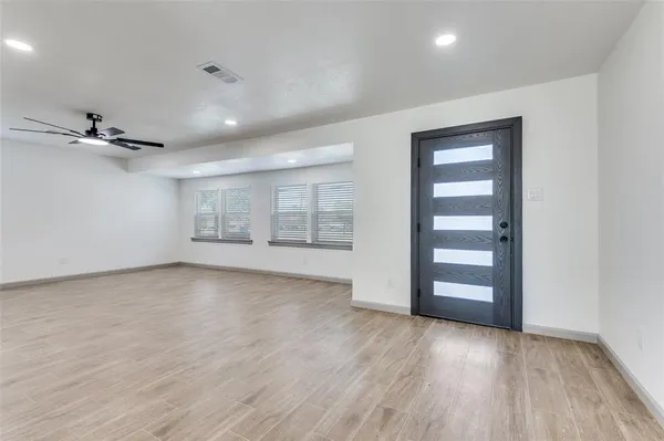 $2,500 | 3016 David Lane, Arlington, TX 76013