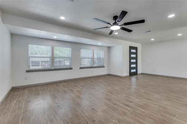 $2,500 | 3016 David Lane, Arlington, TX 76013