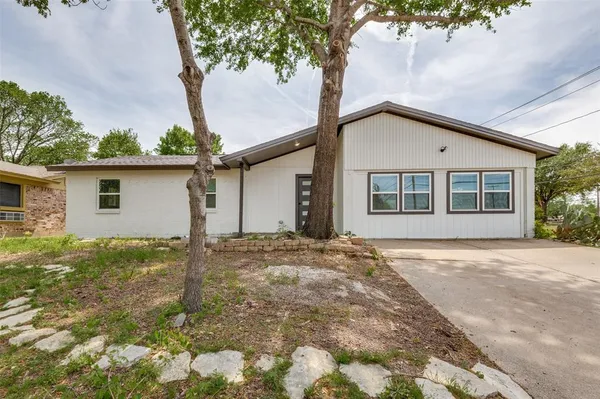 $2,500 | 3016 David Lane, Arlington, TX 76013